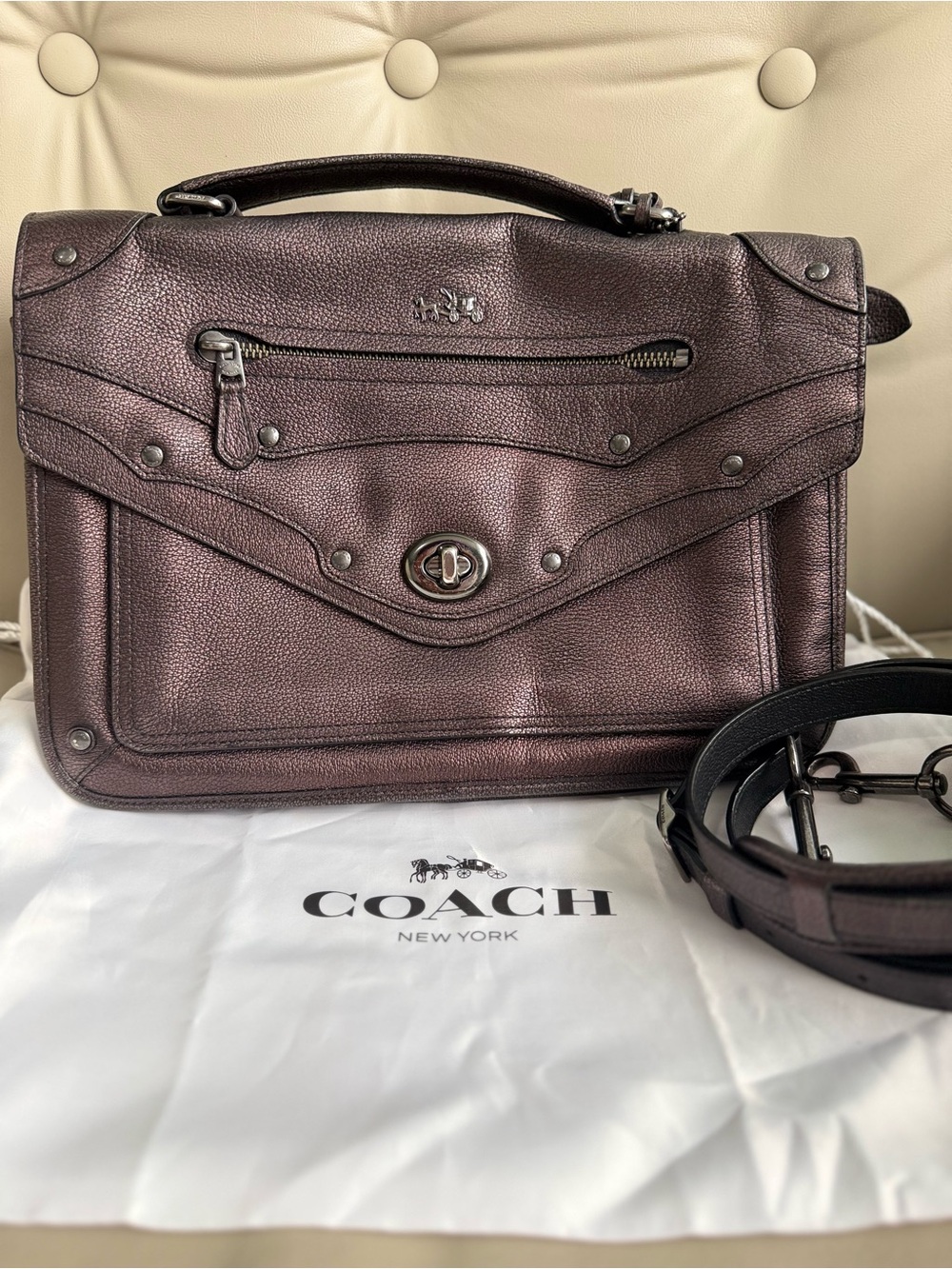 Vintage Coach original edition Rhyder in Metallic champagne Leather